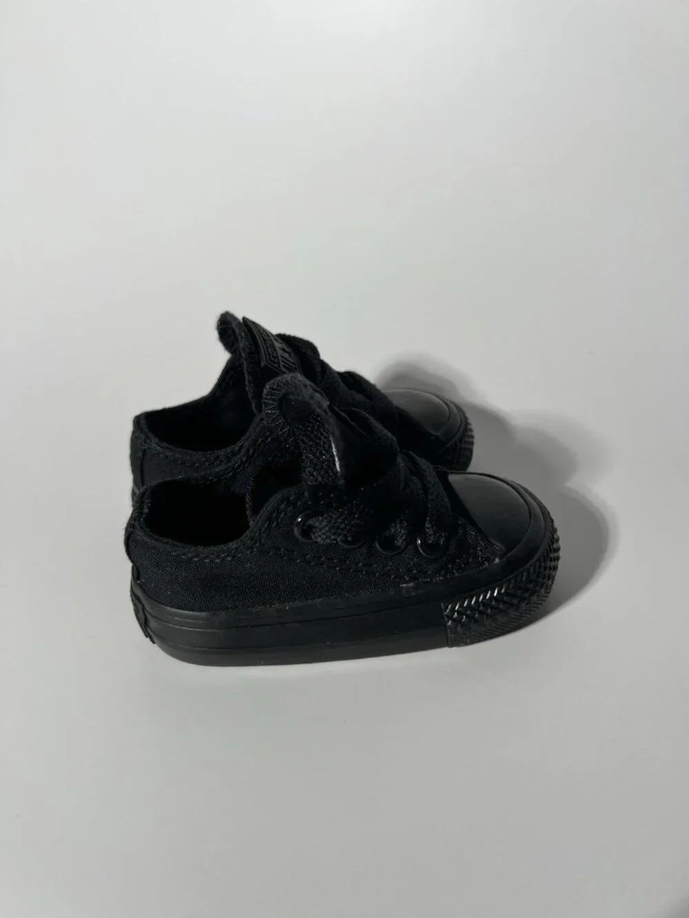 Converse authentic chuck
